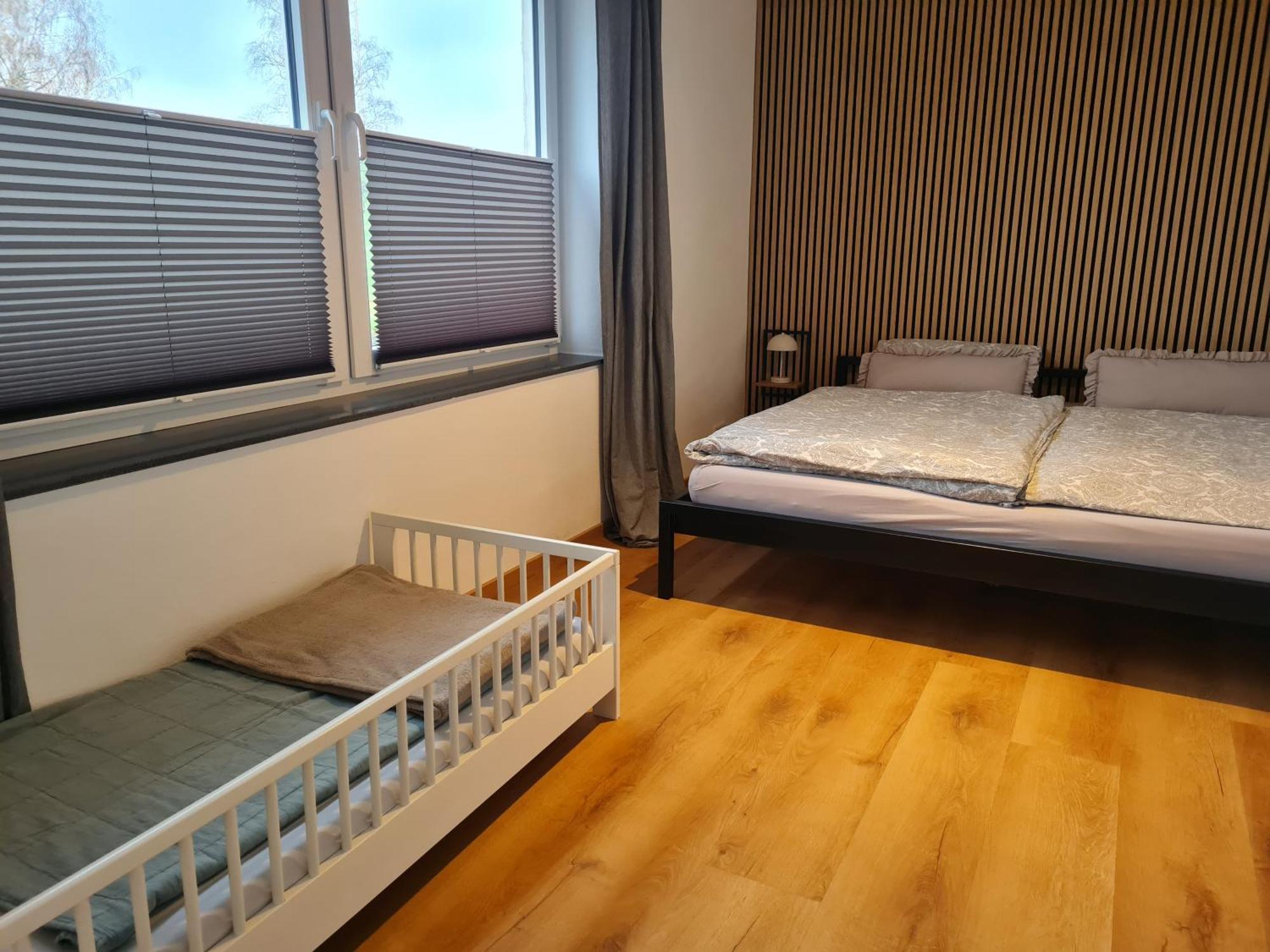 Modernes Mit Blick Ins Gruene Apartment
